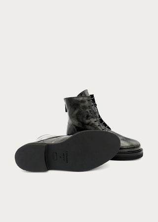 Copardo Joana black brushed leather boots sole view